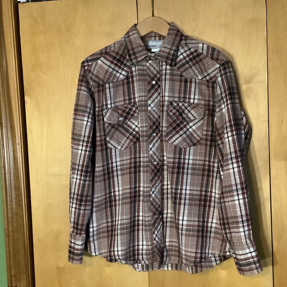 Wrangler Brown Plaid Casual Button-Down Shirt